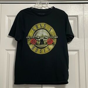 EUC Guns N Roses band tee. Size men’s Large. 80s 90s rock and roll.